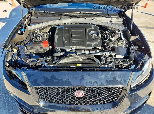 SADCJ2FX7LA661926 2020 JAGUAR F-PACE Black Вид підкапотного простору