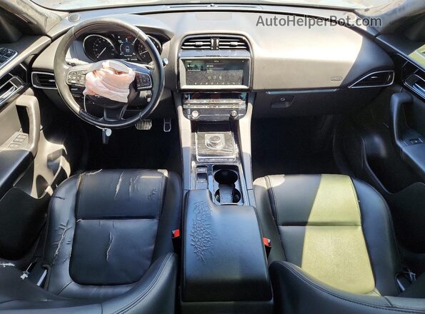 SADCJ2FX8KA355686 2019 JAGUAR F-PACE Черный Вид панели приборов