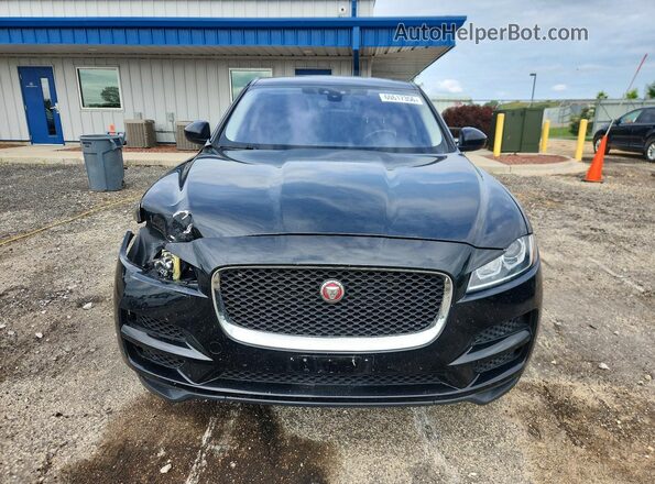 SADCJ2GX1JA237699 2018 JAGUAR F-PACE Black Вид спереду