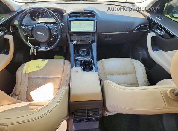 SADCK2BV4HA499214 2017 JAGUAR F-PACE Белый Вид панели приборов