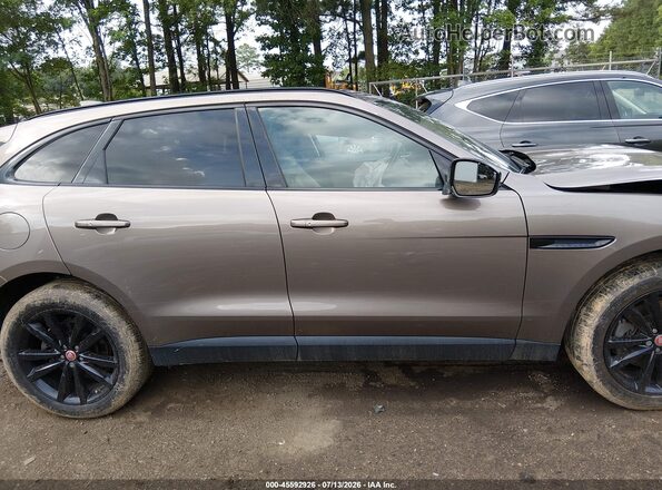 SADCK2BV5HA075184 2017 JAGUAR F-PACE Brown Vista interior trasera