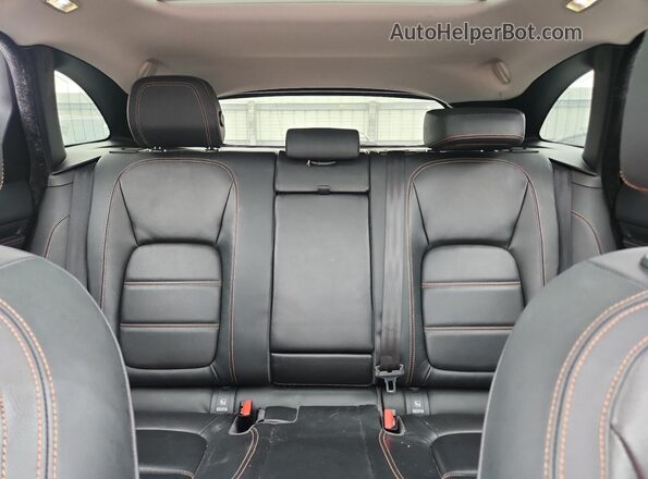 SADCK2FX3KA357715 2019 JAGUAR F-PACE White Widok tylnych siedzeń