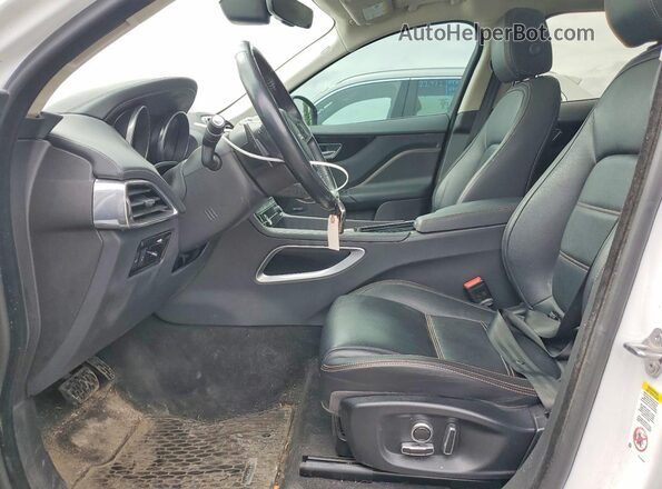 SADCK2FX5LA641803 2020 JAGUAR F-PACE White წინა სალონის ხედი