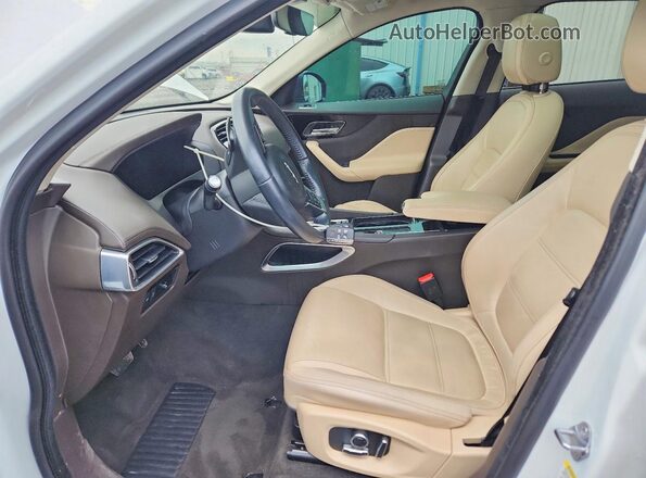 SADCK2FX7LA657503 2020 JAGUAR F-PACE White Widok wnętrza z przodu
