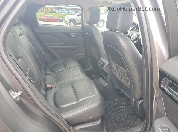 SADCK2FXXJA255164 2018 JAGUAR F-PACE Gray Vista interior trasera