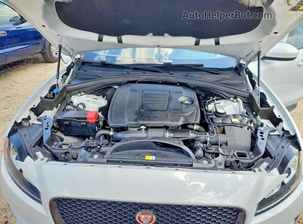 SADCK2GX2KA362337 2019 JAGUAR F-PACE White Widok komory silnika