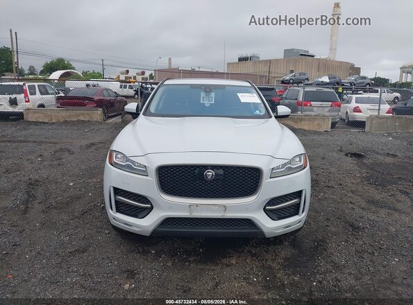 SADCL2BN3HA095754 2017 JAGUAR F-PACE Белый Вид спереди