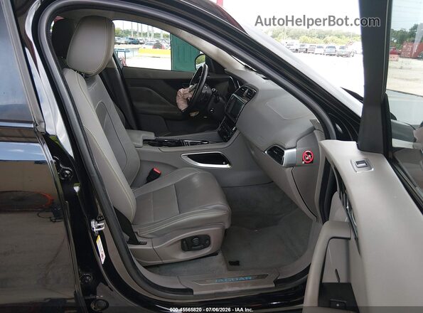 SADCL2BV3HA059241 2017 JAGUAR F-PACE Black Vista interior delantera