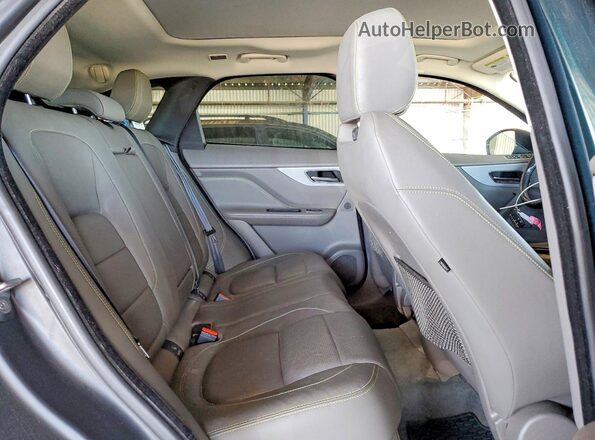 SADCL2FN5JA296202 2018 JAGUAR F-PACE Зеленый Вид задней части салона