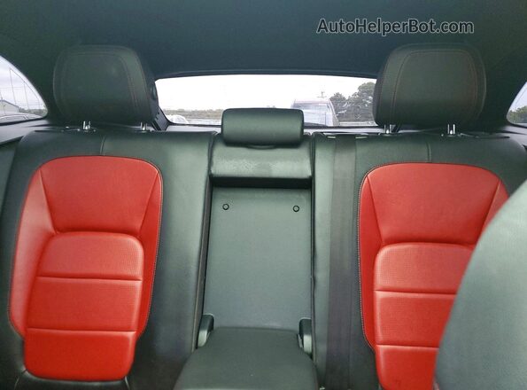 SADCL2FX8JA262689 2018 JAGUAR F-PACE Black Widok tylnych siedzeń