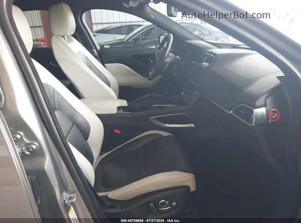 SADCM2FV3JA298706 2018 JAGUAR F-PACE Tan Front interior view