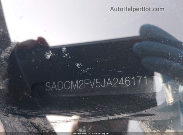 SADCM2FV5JA246171 2018 JAGUAR F-PACE Gray Engine compartment view