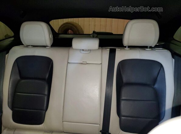 SADCM2FV9JA271218 2018 JAGUAR F-PACE Black Widok tylnych siedzeń