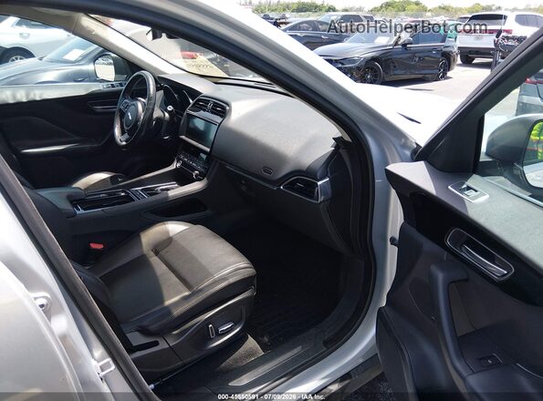 SADCS2FX1LA640440 2020 JAGUAR F-PACE Silver წინა სალონის ხედი
