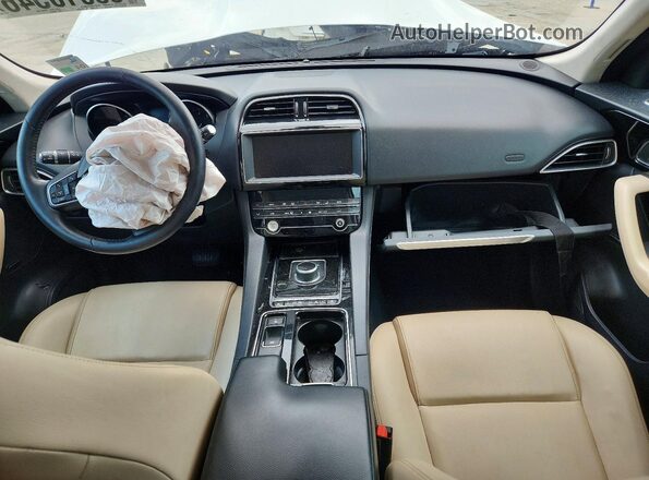SADCS2FX1LA640552 2020 JAGUAR F-PACE White Вид панелі приладів