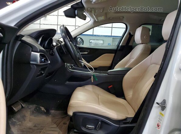 SADCS2FXXKA356710 2019 JAGUAR F-PACE White Front interior view