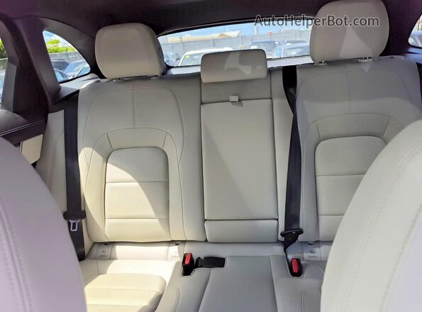 SADCT2EX6SA753717 2025 JAGUAR F-PACE White Սալոնի հետևի տեսք