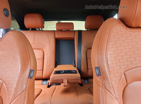 SADCT2FU3PA704406 2023 JAGUAR F-PACE Red Widok tylnych siedzeń