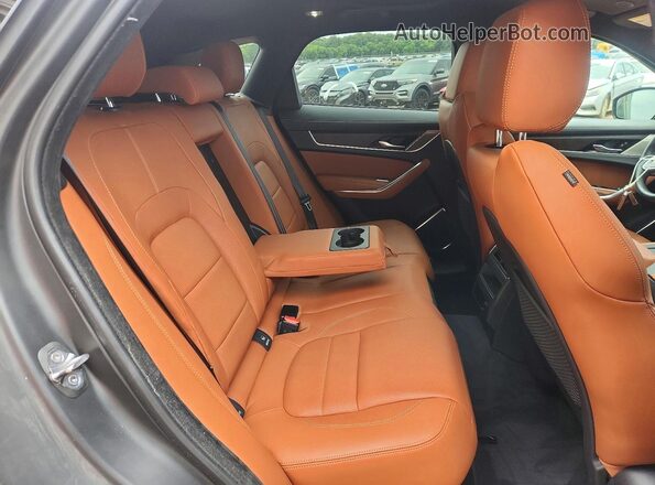 SADCT2FU3PA704406 2023 JAGUAR F-PACE Red Widok wnętrza z tyłu