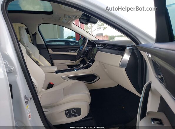 SADCT2FU5MA666401 2021 JAGUAR F-PACE White Front interior view
