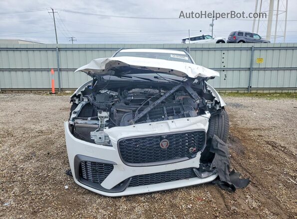 SADCZ2EE5NA692586 2022 JAGUAR F-PACE Белый Вид спереди