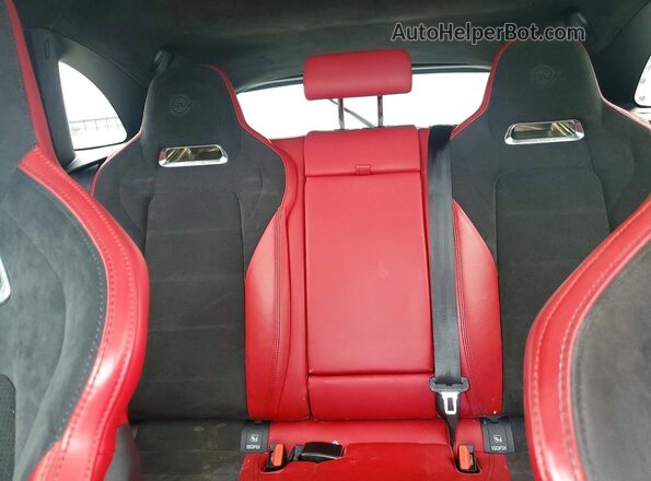 SADCZ2EE5NA692586 2022 JAGUAR F-PACE Белый Вид задних сидений