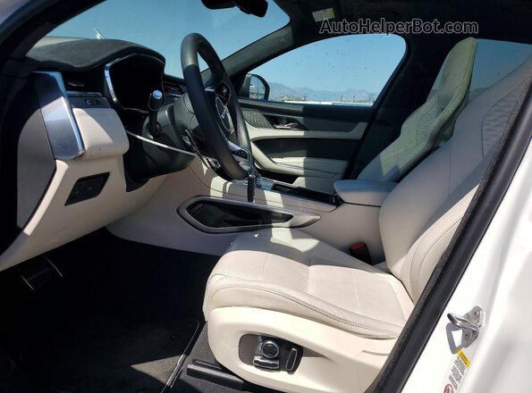 SADCZ2FE8SA753844 2025 JAGUAR F-PACE White Սալոնի դիմացի տեսք