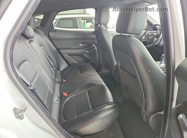 SADFJ2FX3K1Z37160 2019 JAGUAR E-PACE Белый Вид задней части салона