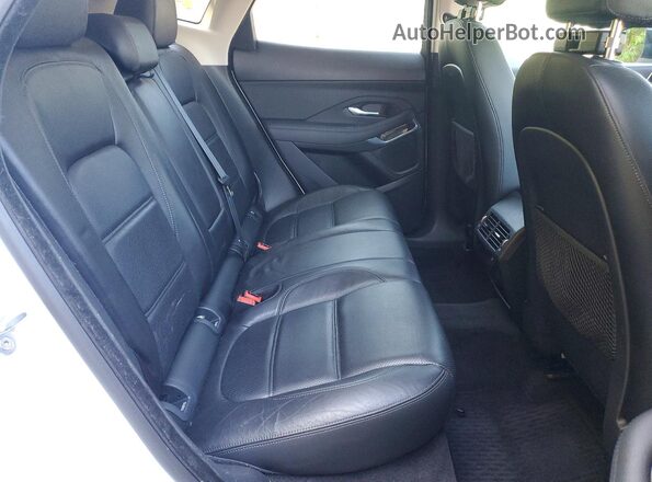 SADFJ2FX3K1Z46893 2019 JAGUAR E-PACE White Widok wnętrza z tyłu