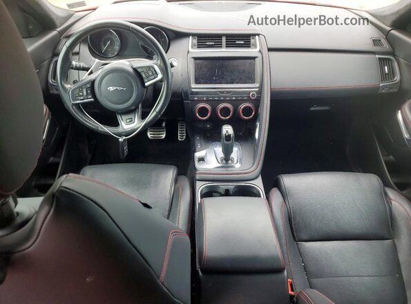 SADFL2FX7J1Z01416 2018 JAGUAR E-PACE Красный Вид панели приборов