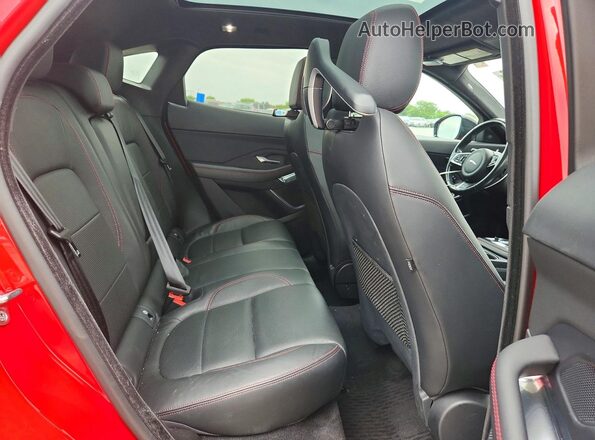 SADFL2FX7J1Z01822 2018 JAGUAR E-PACE Красный Вид задней части салона