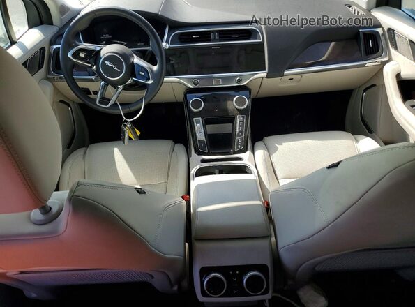 SADHD2S14K1F75327 2019 JAGUAR I-PACE Белый Вид панели приборов