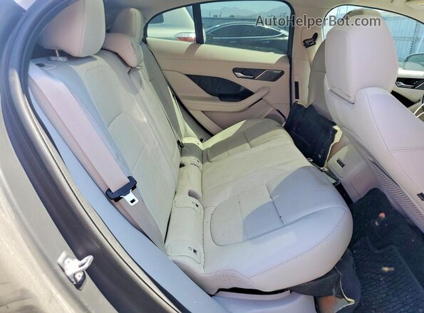 SADHD2S18K1F64119 2019 JAGUAR I-PACE White Rear seats view