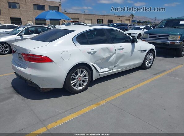 SAJAD4BG1HA965953 2017 JAGUAR XF White Tył prawy