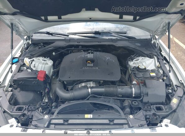 SAJAD4BG3HA967249 2017 JAGUAR XF White Вид ззаду