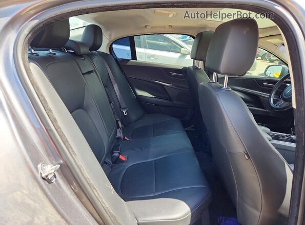 SAJAD4BG3HA974279 2017 JAGUAR XF Серый Вид задних сидений