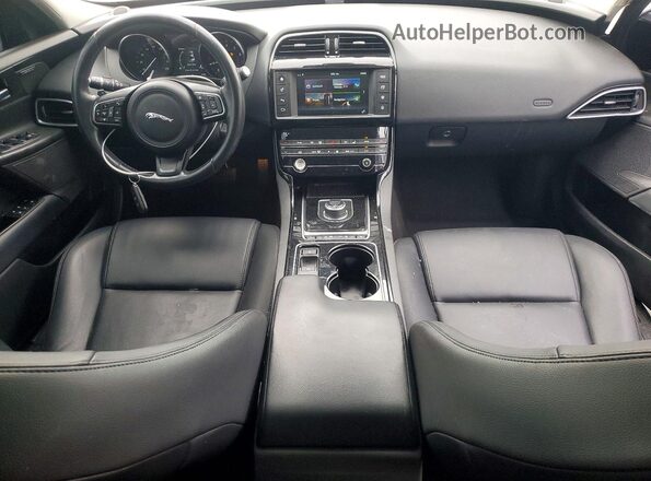 SAJAD4BG9HA969474 2017 JAGUAR XF Silver Widok deski rozdzielczej