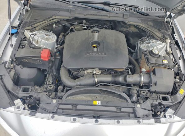 SAJAD4BG9HA969474 2017 JAGUAR XF Silver Widok wnętrza z tyłu