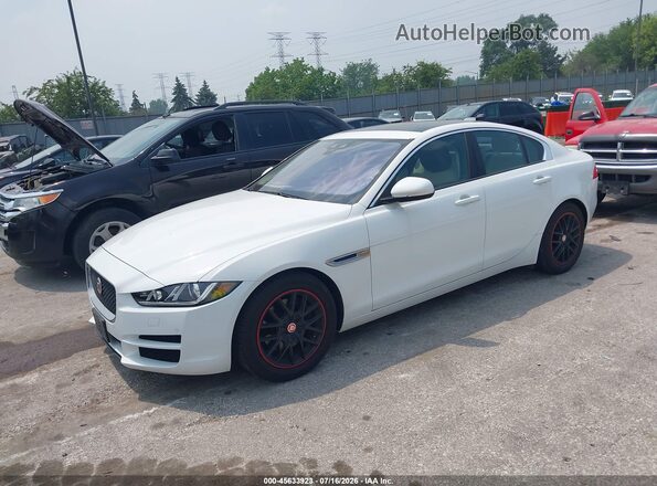 SAJAD4BN5HCP10984 2017 JAGUAR XF White Առջևի ձախ երեք քառորդ տեսարան