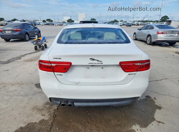 SAJAD4BN7HA971335 2017 JAGUAR XF White Vista trasera