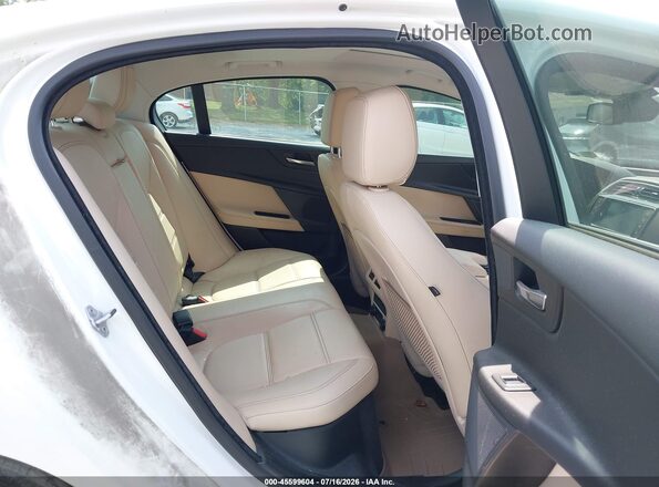 SAJAE4BG2HA967076 2017 JAGUAR XF White Widok naklejki z numerem VIN