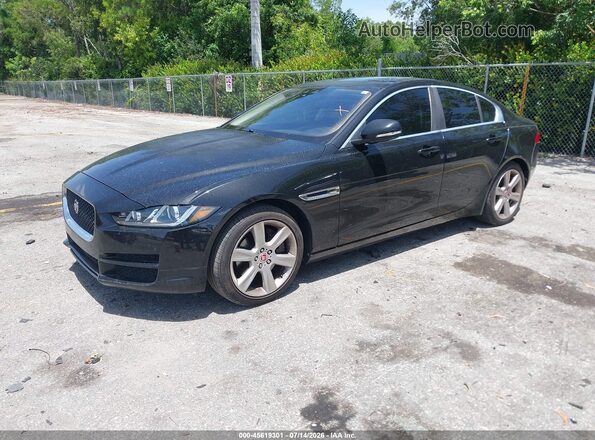 SAJAE4BG9HA950923 2017 JAGUAR XF Черный Передняя левая четверть