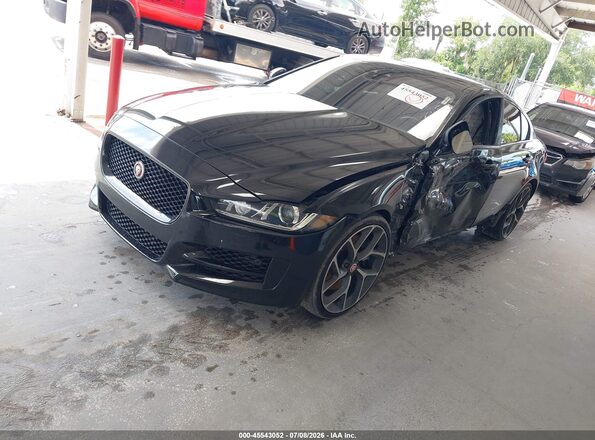 SAJAF4BV7HA958739 2017 JAGUAR XF Black Przód lewy