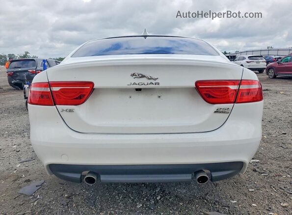 SAJAJ4FX4JCP25812 2018 JAGUAR XF White Vista trasera