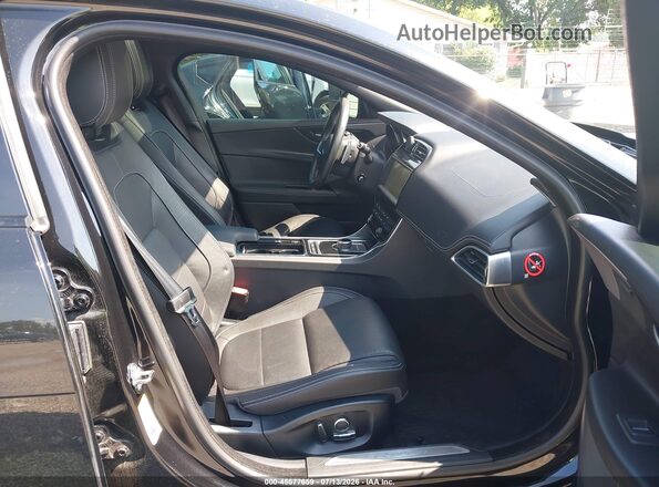 SAJAL4FX8KCP51499 2019 JAGUAR XF Black Vista interior delantera