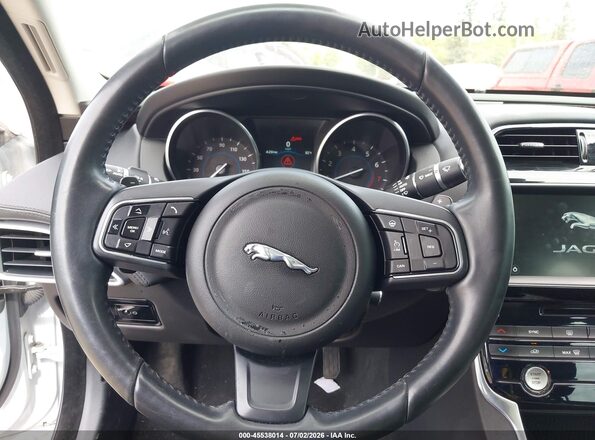 SAJAN4BVXHA946619 2017 JAGUAR XF White 