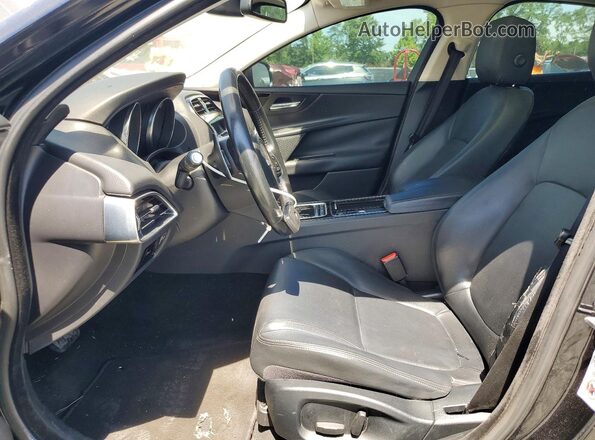SAJAR4BG2HA964781 2017 JAGUAR XF Black Սալոնի դիմացի տեսք