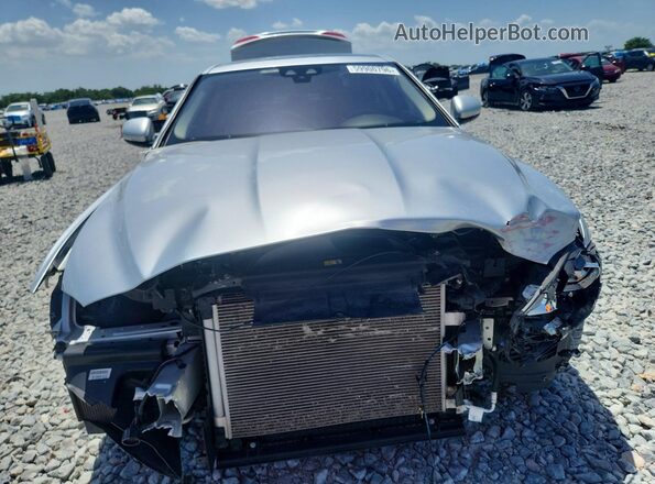 SAJAR4FX8KCP48374 2019 JAGUAR XF Серебряный Вид спереди