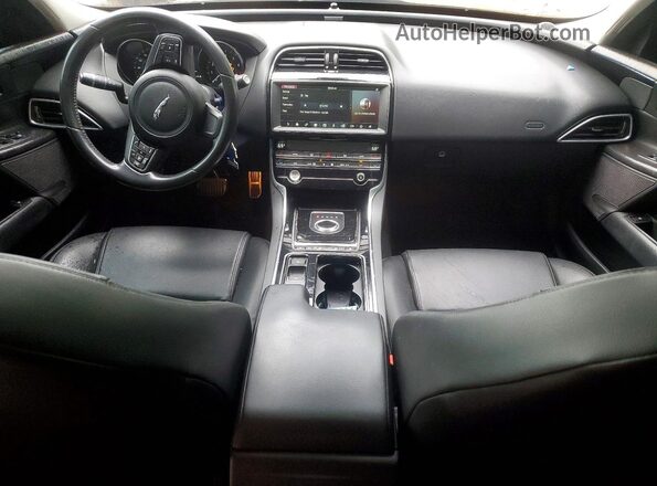 SAJAR4FX9KCP52451 2019 JAGUAR XF Black Vista del salpicadero
