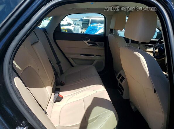 SAJBD4BN1HCY33430 2017 JAGUAR XF Black Vista de los asientos traseros